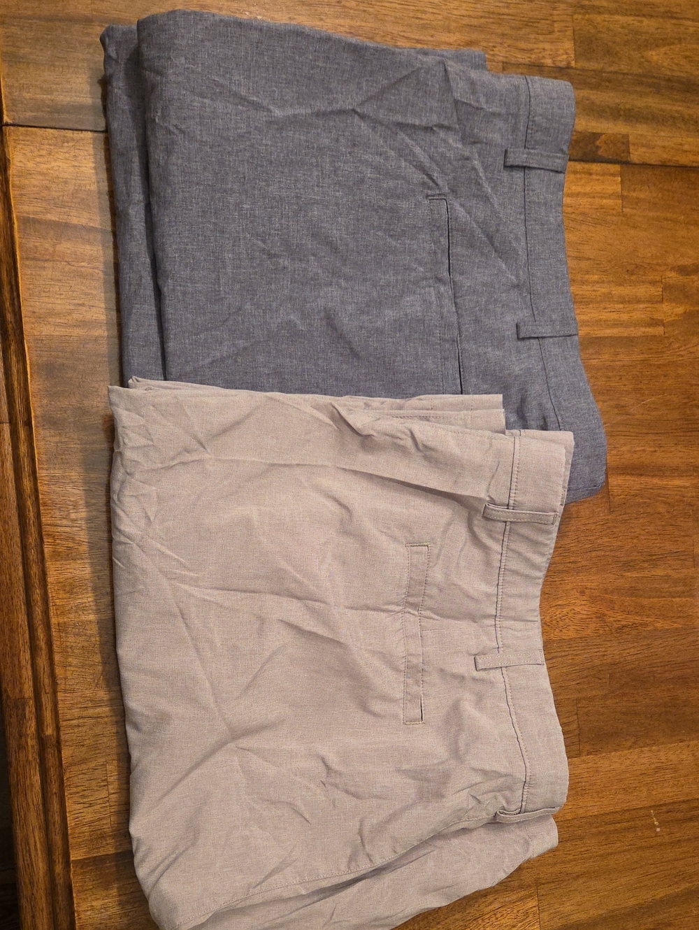 PGA Tour Shorts 3 Pairs Gray and 2 Pairs Tan Lot